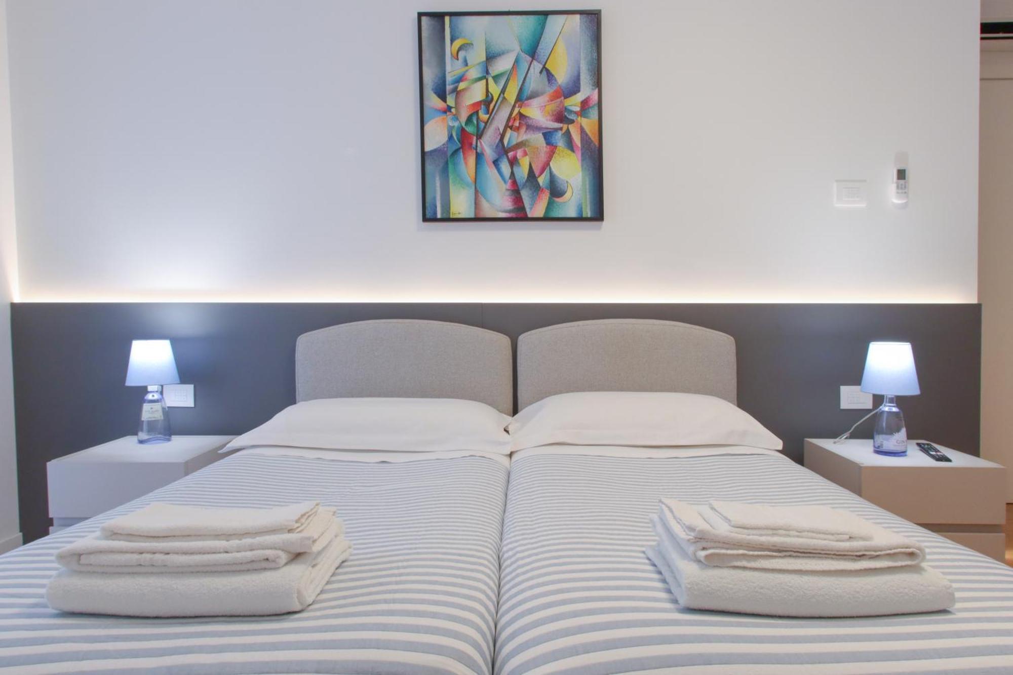Апартаменты Casa Ardo Wifi & Free Parking In Lecco Center Экстерьер фото