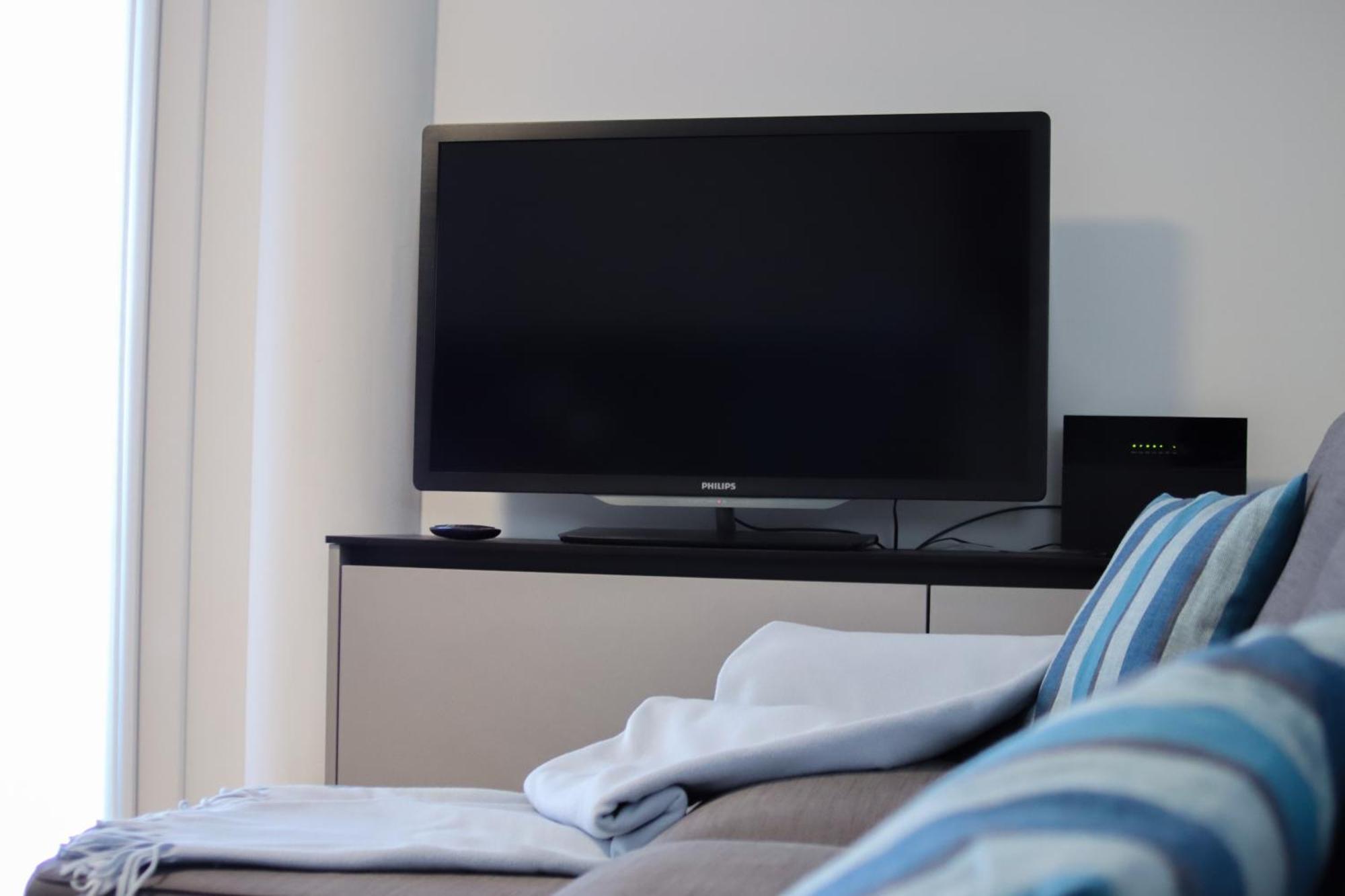 Апартаменты Casa Ardo Wifi & Free Parking In Lecco Center Экстерьер фото